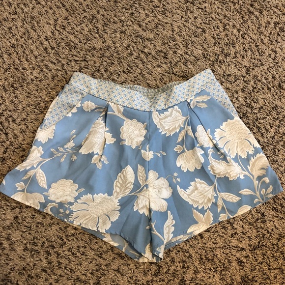 Francesca’s Alya Blue Shorts - Picture 1 of 3